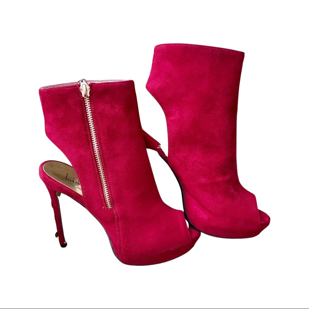 red lunchiny booties